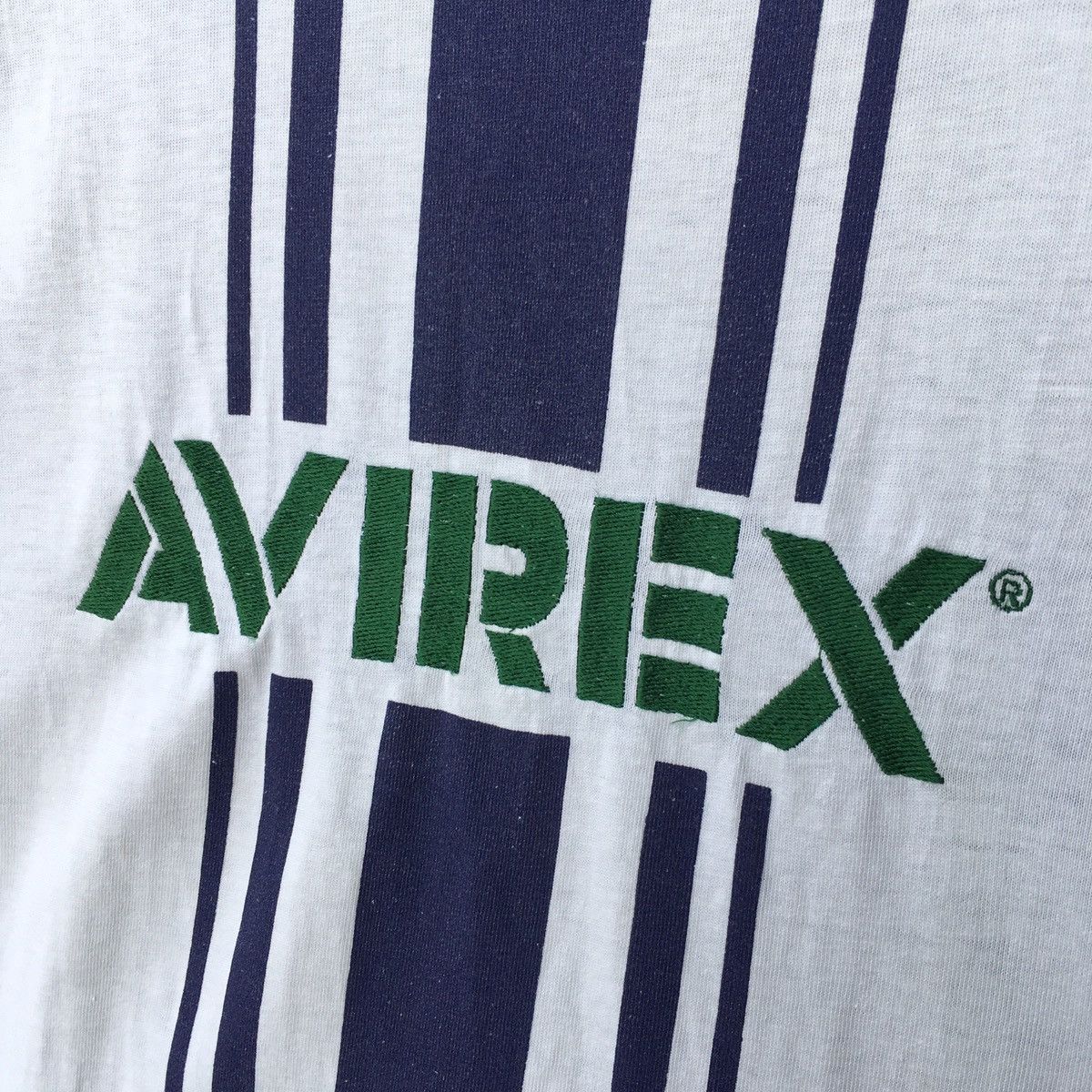 Avirex Thrashed Faded Vintage Avirex Embroidered ERD GRUNGE TEE Size US XL / EU 56 / 4 - 5 Thumbnail