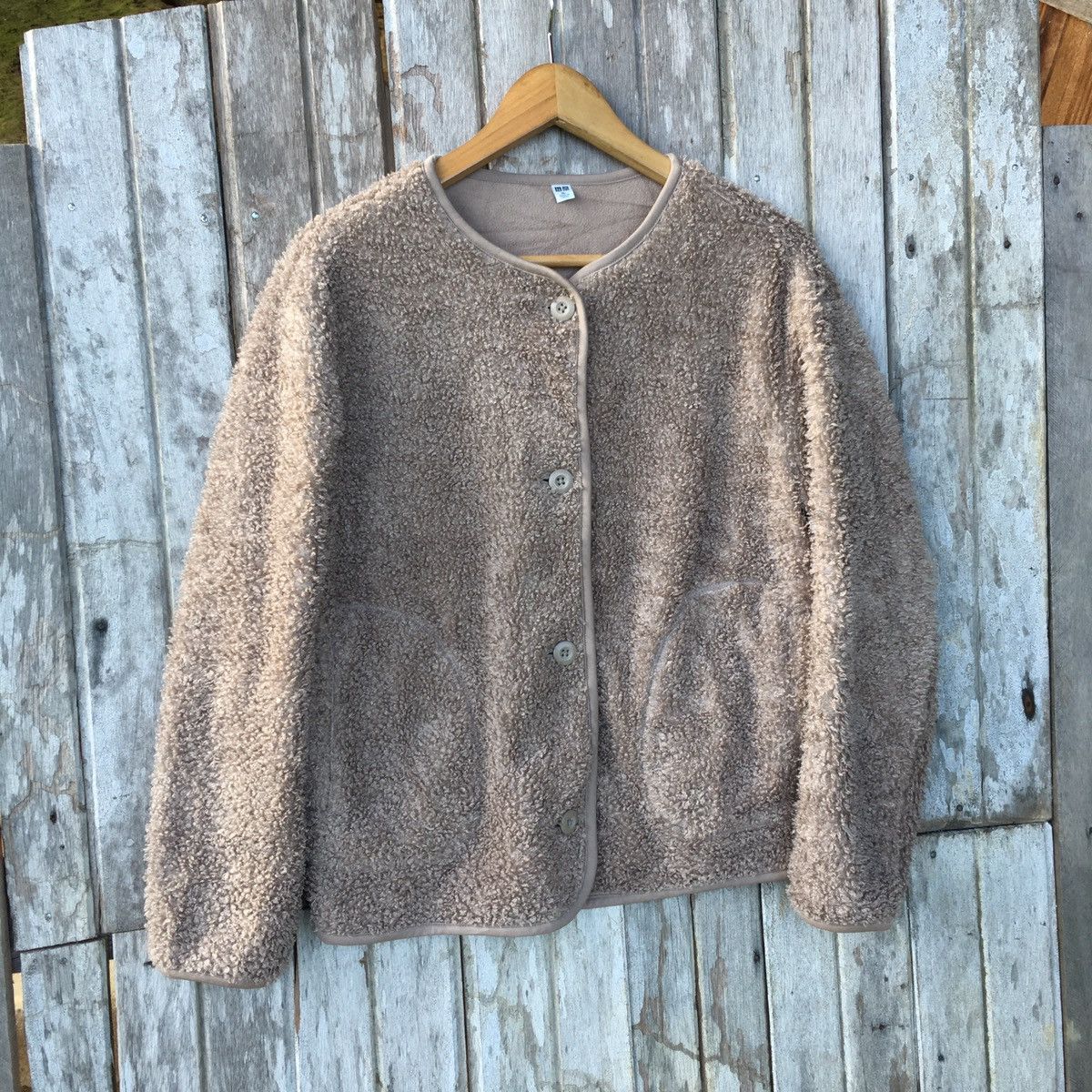 Uniqlo Japanese brand uniqlo fleece sweater ERD GRUNGE TEE Size US XL / EU 56 / 4 - 1 Thumbnail