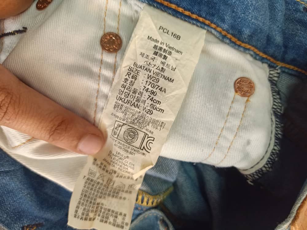 Levi's × Vintage VINTAGE LEVI'S 502 BLUE WASH DISTRESSED SHORT DENIM Size US 30 / EU 46 - 6 Thumbnail