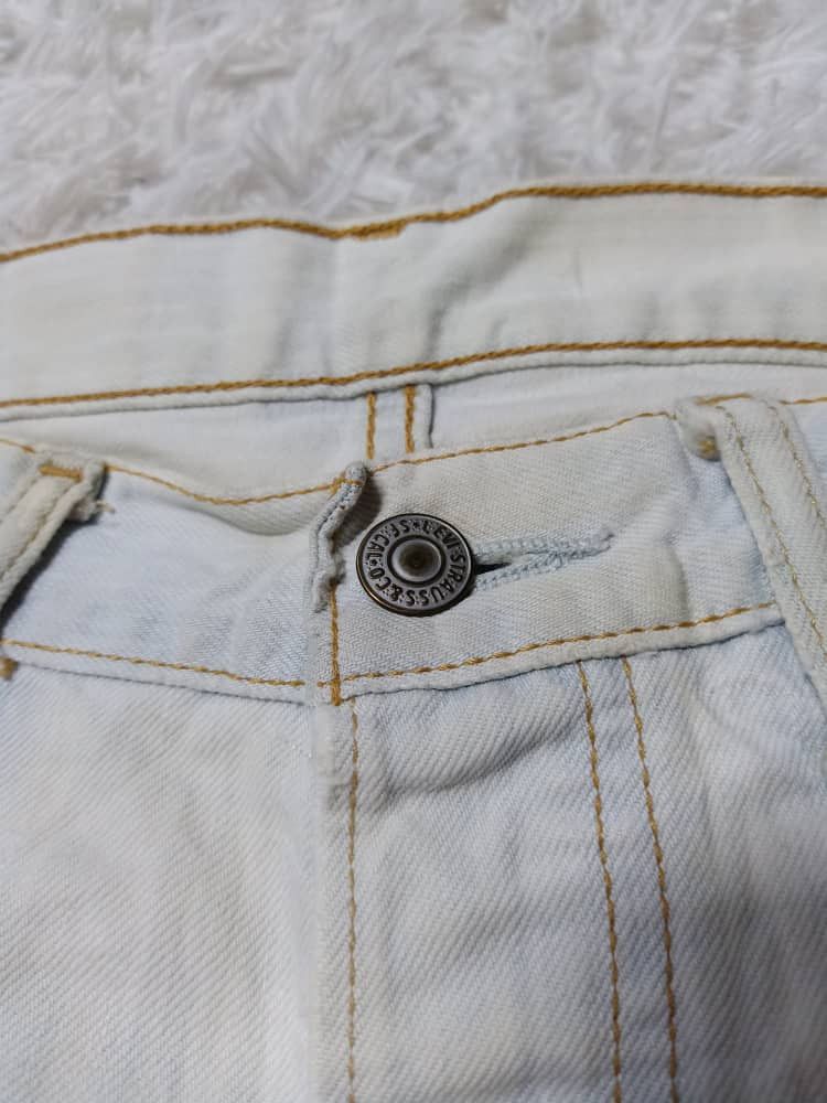 Levi's × Vintage VINTAGE 1997 LEVIS 501 LIGHT BLUE WASH DISTRESED SHORT DENI Size US 32 / EU 48 - 4 Thumbnail