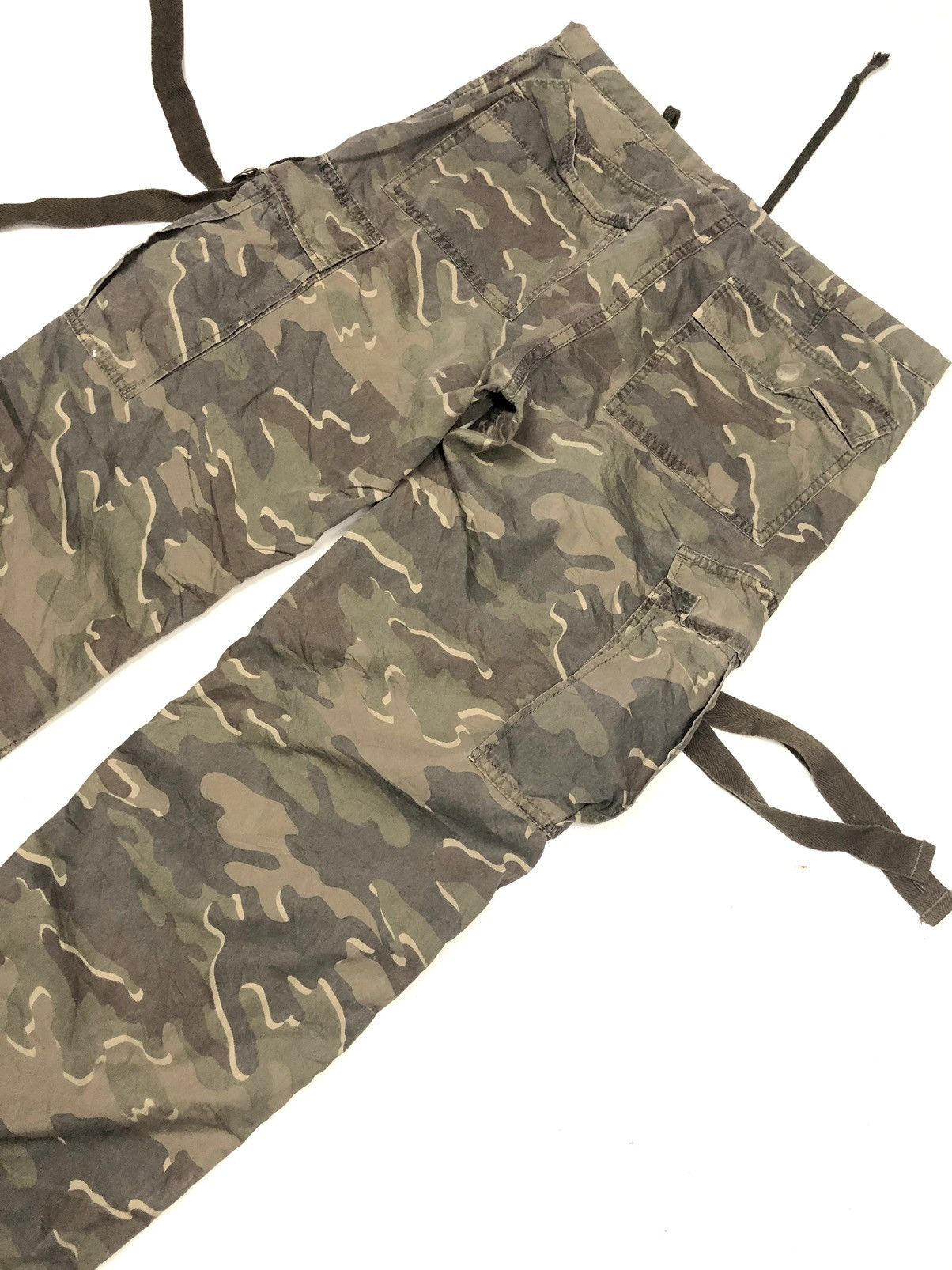 Uniqlo × Vintage VINTAGE UNIQLO CAMO TACTICAL BONDAGE CARGO MULTI POCKET Size US 31 - 10 Thumbnail