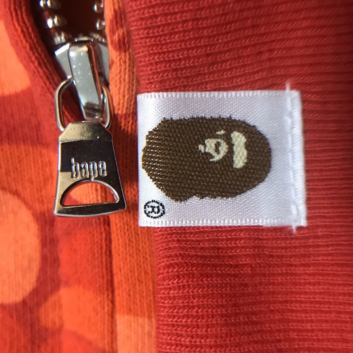 Bape 2011 Seoul city camo Shark full zip Hoodie red camo Size US M / EU 48-50 / 2 - 8 Thumbnail