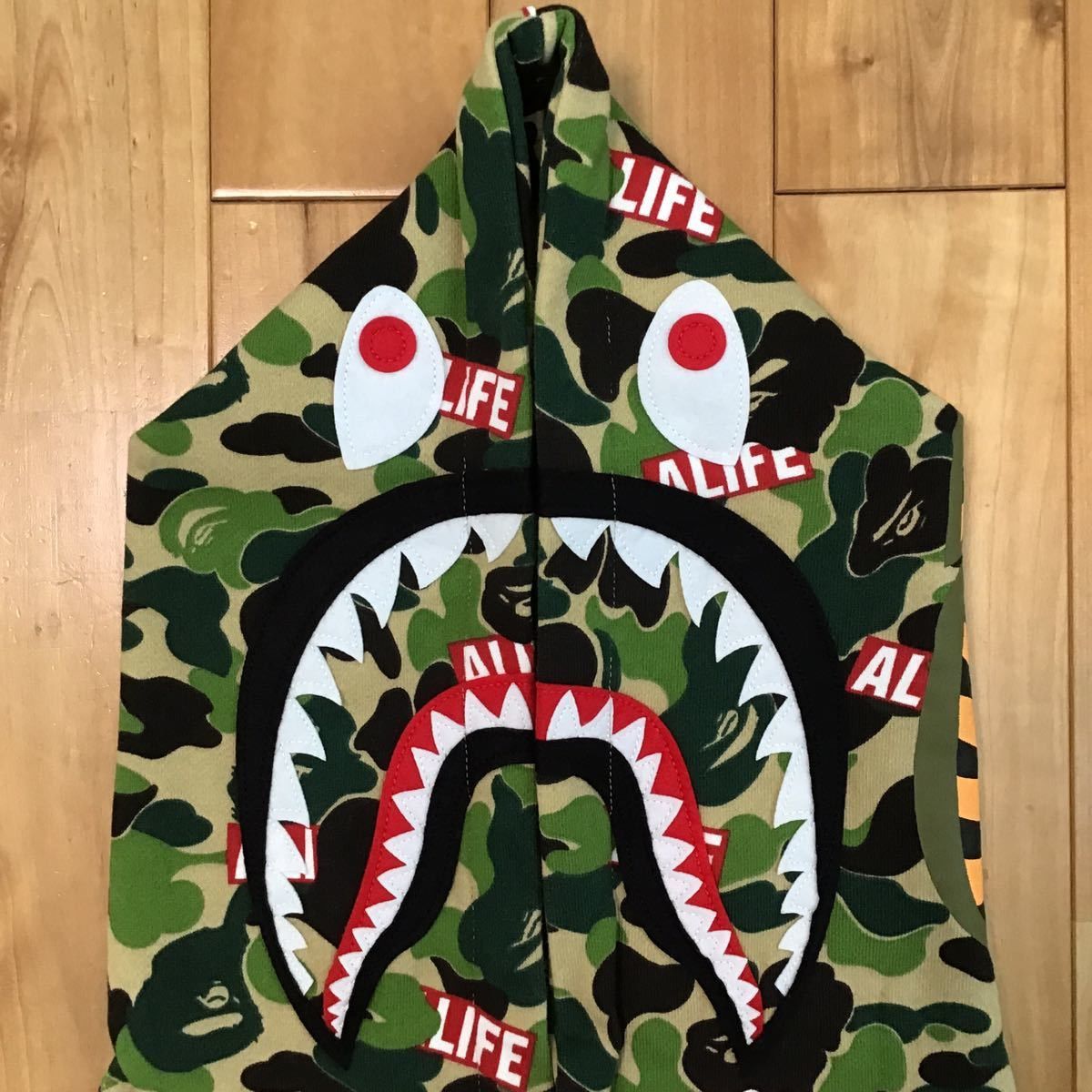 Alife × Bape 🔥BAPE × ALIFE🔥ABC camo Pullover shark hoodie Size US M / EU 48-50 / 2 - 2 Thumbnail