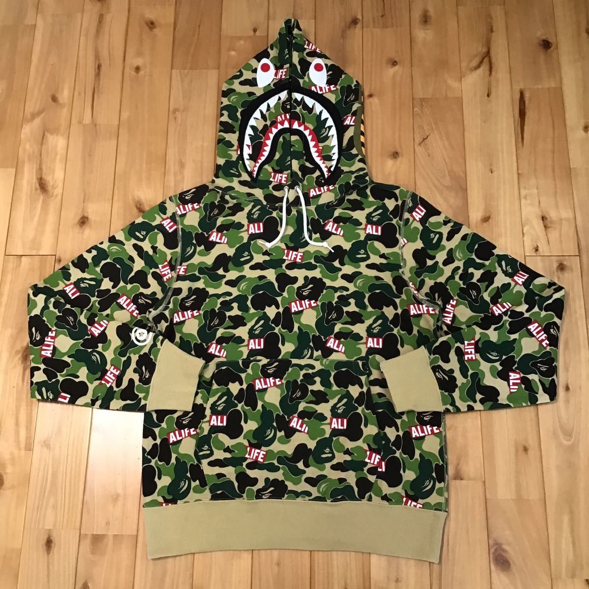 Alife × Bape 🔥BAPE × ALIFE🔥ABC camo Pullover shark hoodie Size US M / EU 48-50 / 2 - 1 Thumbnail