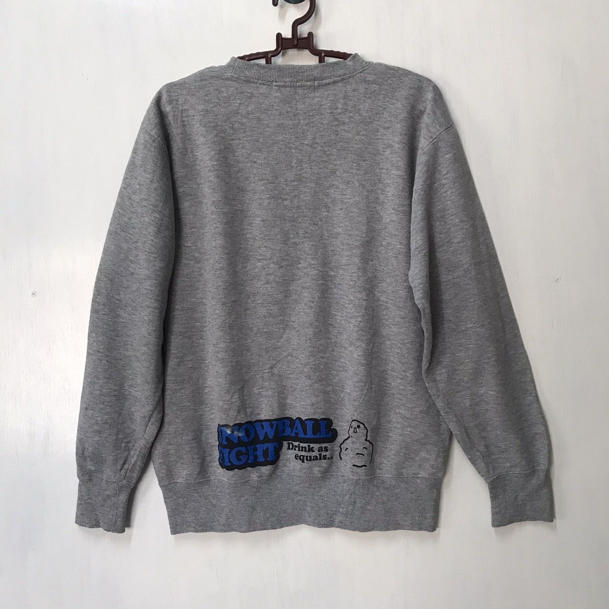 Cartoon Network Mischievous snowball fight sweatshirt Size US L / EU 52-54 / 3 - 8 Thumbnail