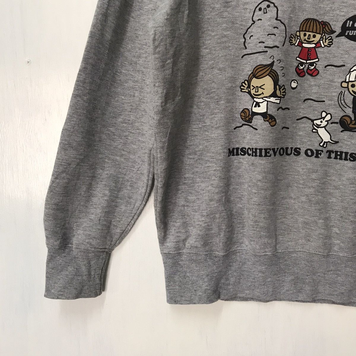 Cartoon Network Mischievous snowball fight sweatshirt Size US L / EU 52-54 / 3 - 4 Thumbnail