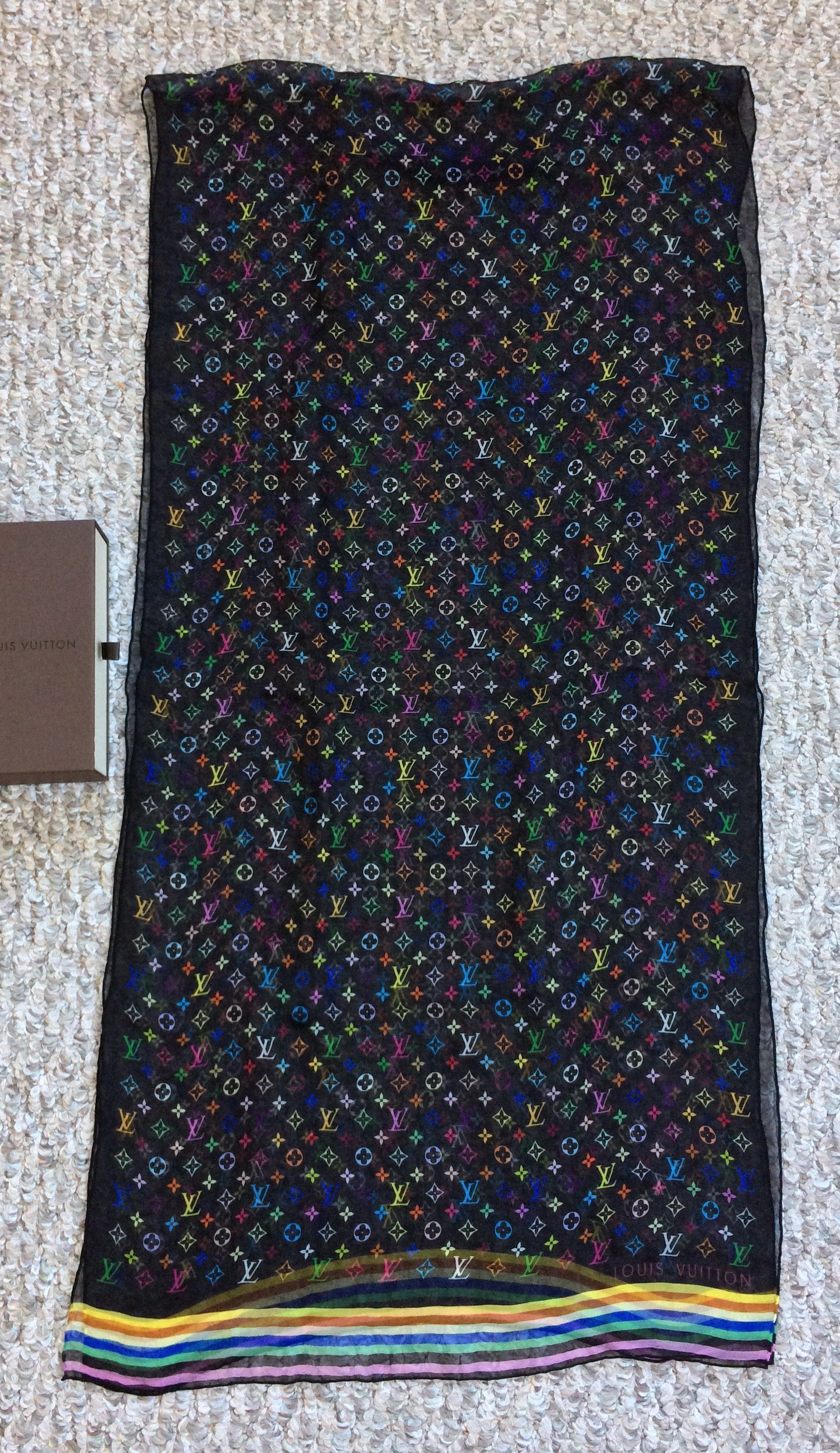 Louis Vuitton × Takashi Murakami S/S 2003 Louis Vuitton Murakami Monogram Silk Scarf Size ONE SIZE - 3 Thumbnail