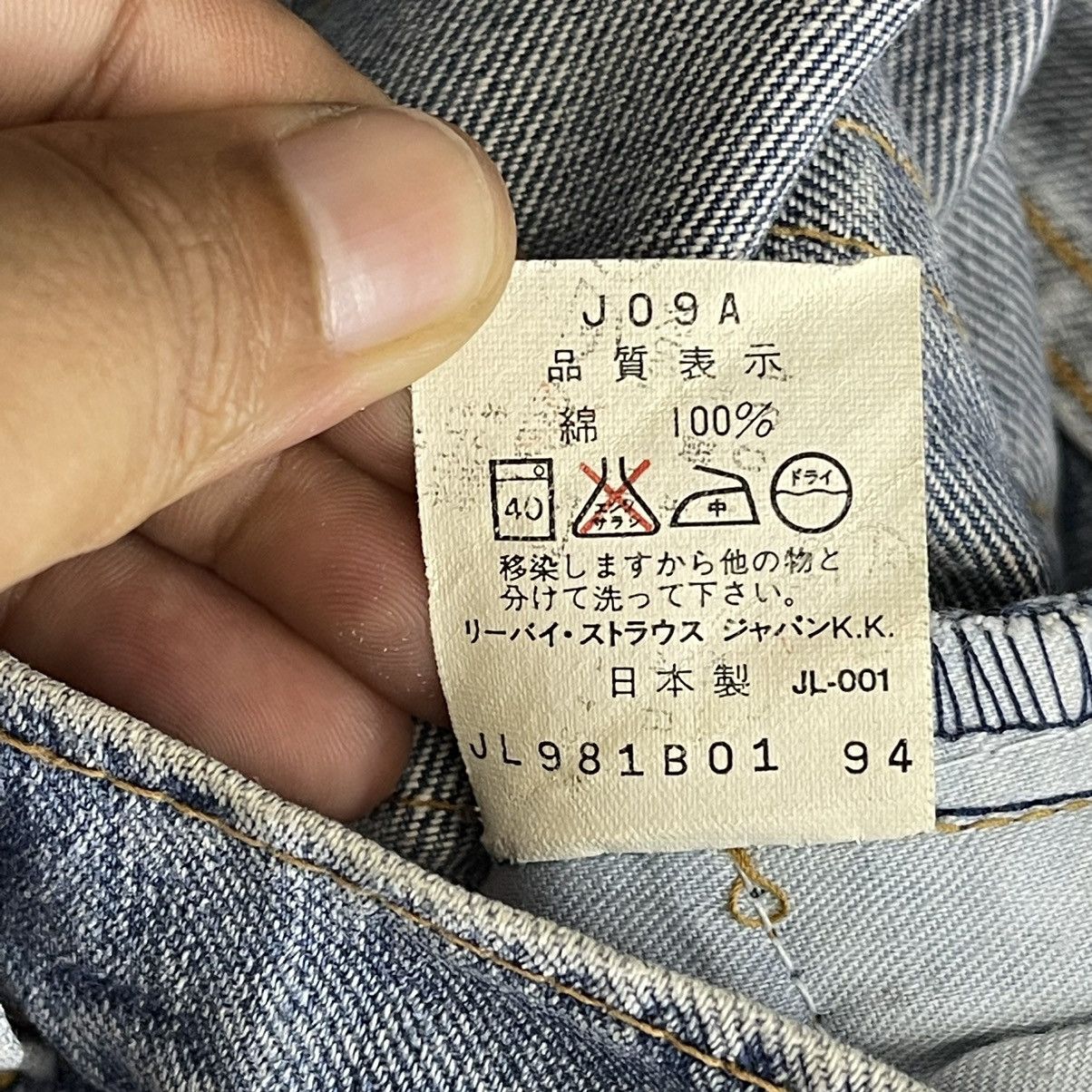 Levi's × Vintage 25x32 Vintage 90s Levis W511 Medium Blue Distressed Denim Size 25" / US 0 / IT 36 - 15 Thumbnail