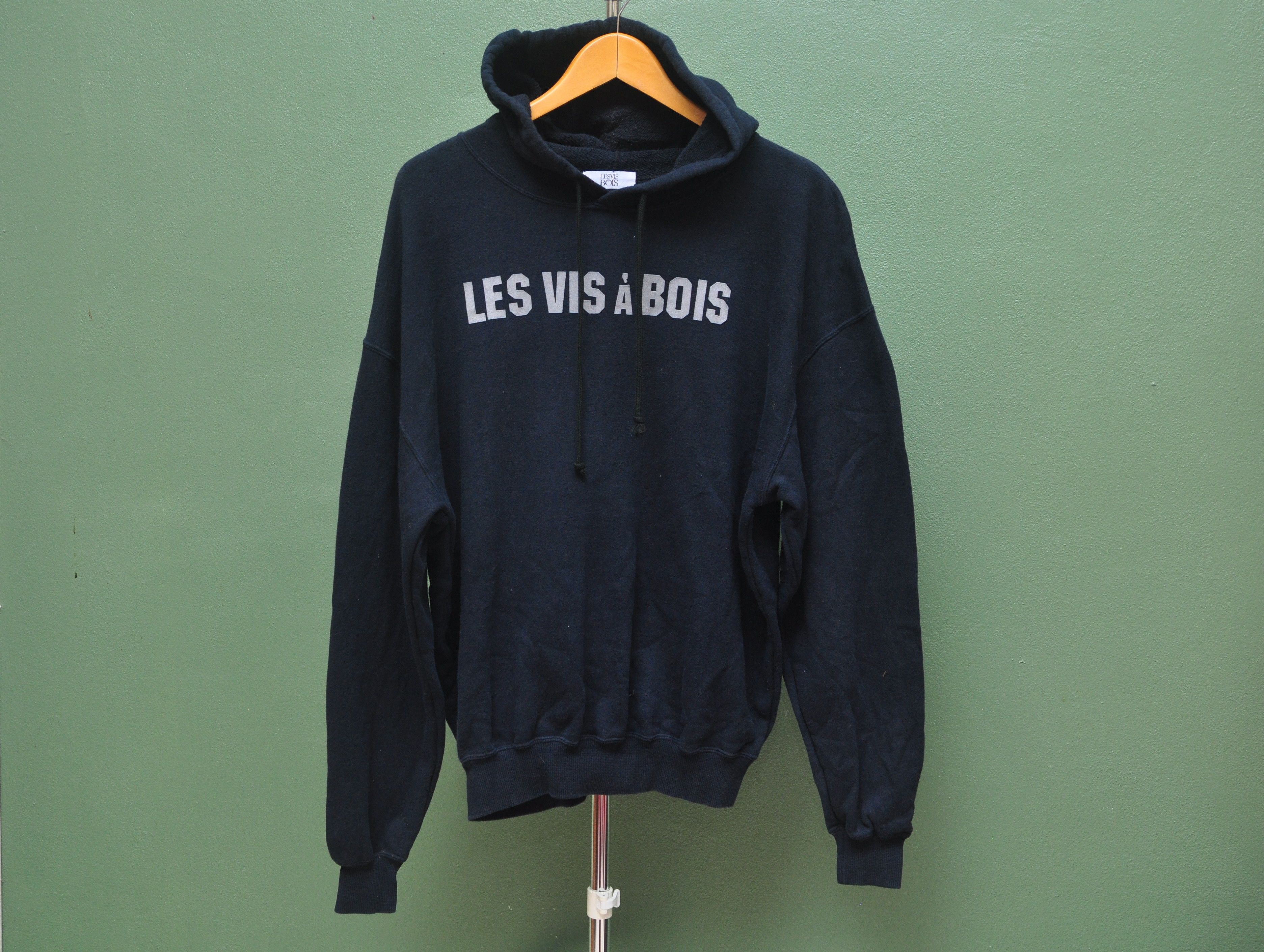 Designer × Disney × Japanese Brand Les Vis A Bois Made In Japan Sweatshirt Size US XL / EU 56 / 4 - 1 Thumbnail