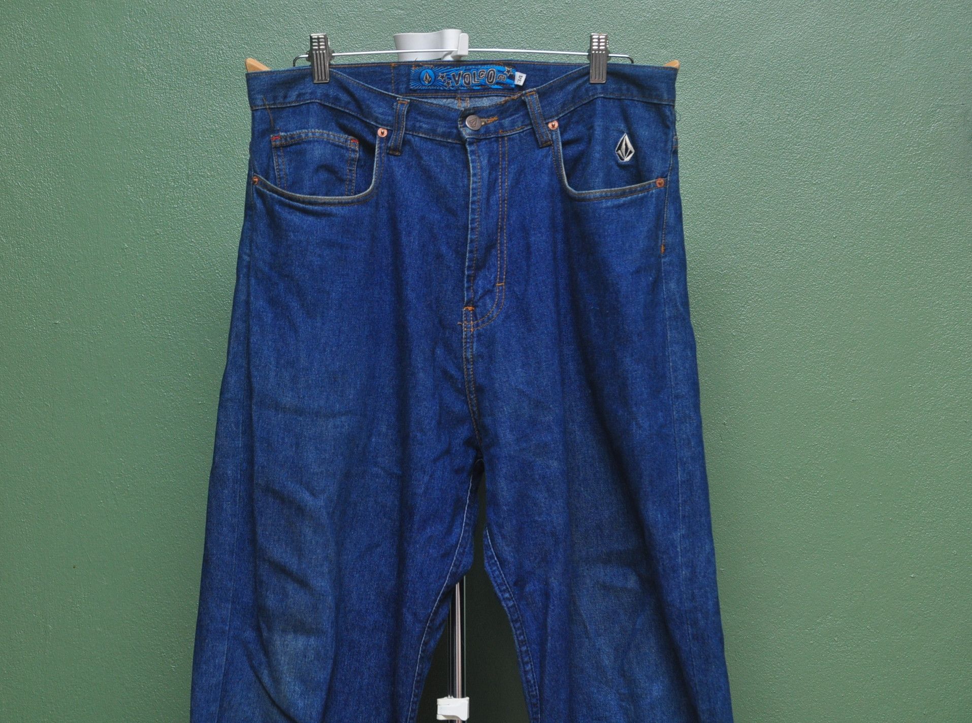 Japanese Brand × Volcom Vintage Volcom Skateboard Streetwear Designer Fashion Style Size US 36 / EU 52 - 3 Thumbnail