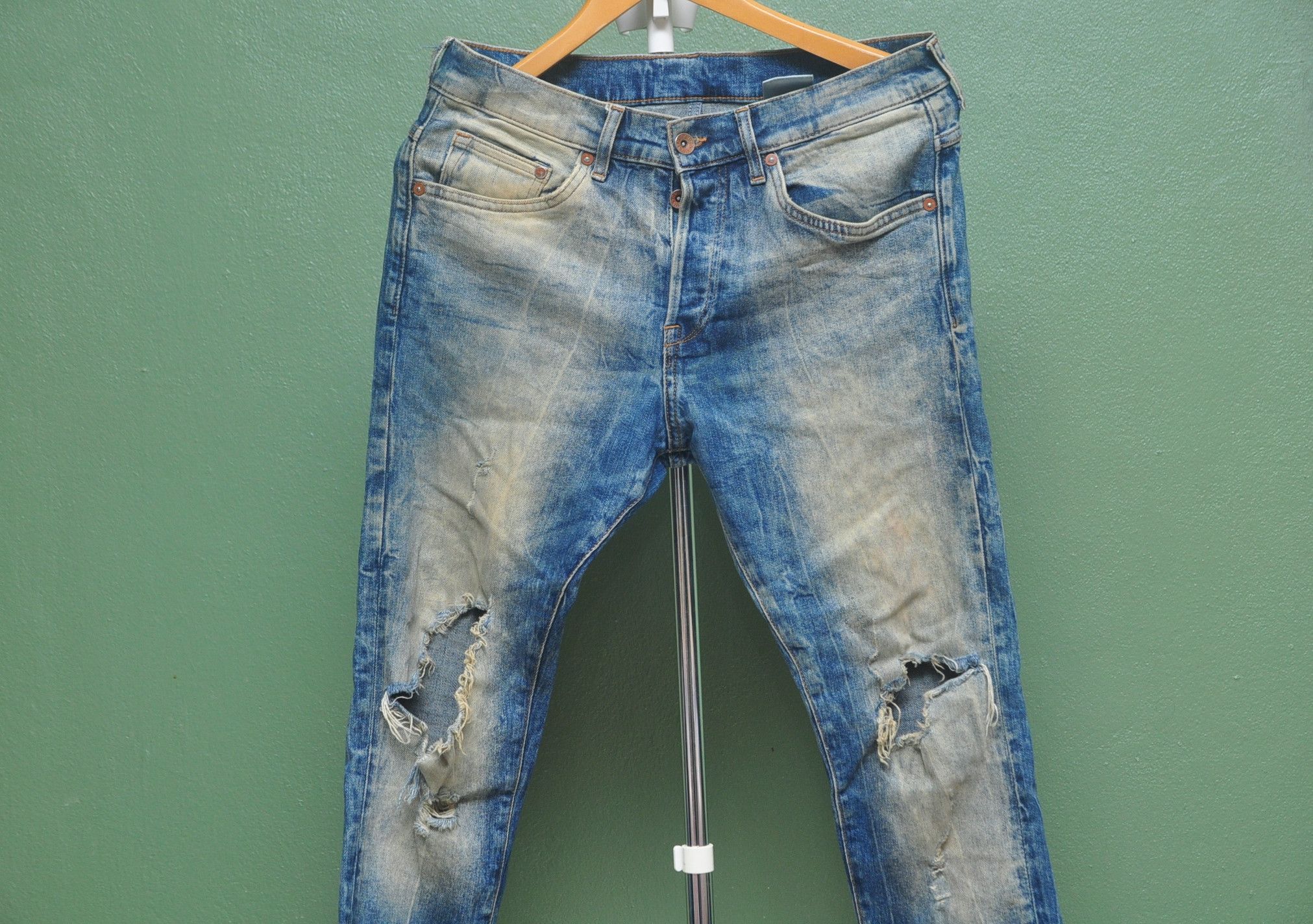 Designer × Japanese Brand Vintage H&M Made In Turkey Distressed Skinny Denim Size US 32 / EU 48 - 2 Thumbnail