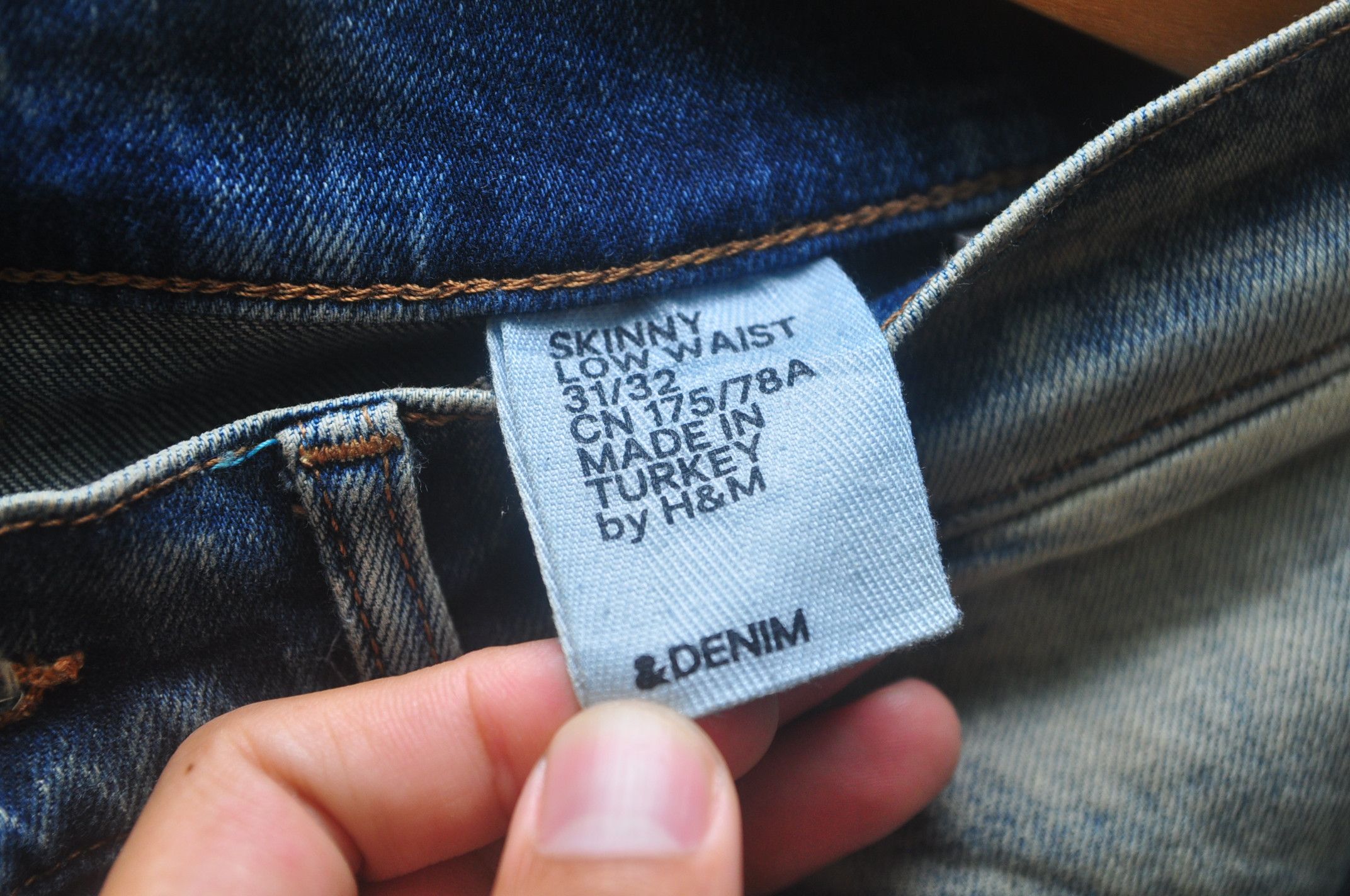 Designer × Japanese Brand Vintage H&M Made In Turkey Distressed Skinny Denim Size US 32 / EU 48 - 7 Thumbnail