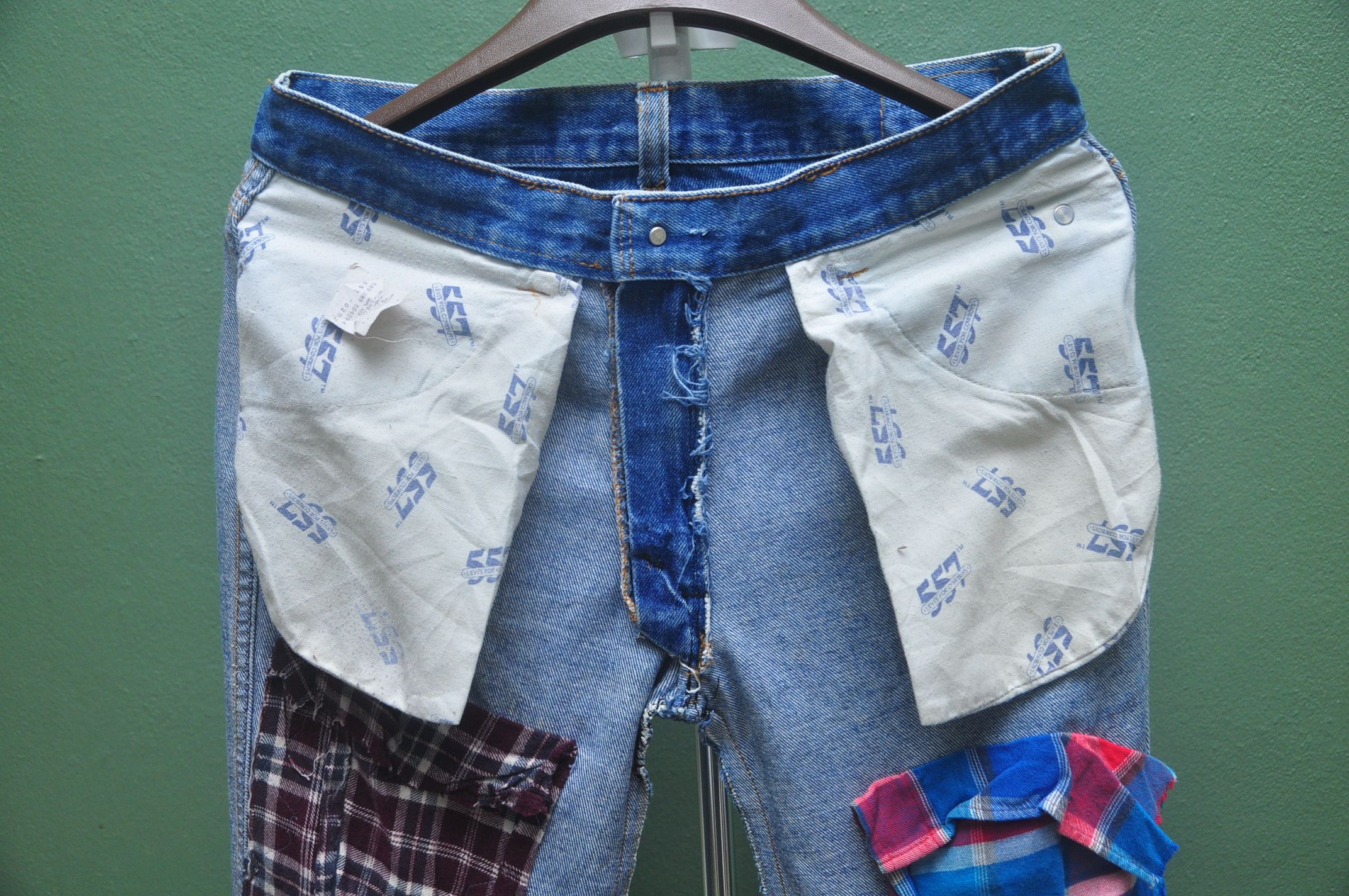 Japanese Brand × Vintage Vintage Levis Distressed Jeans Size US 32 / EU 48 - 14 Thumbnail