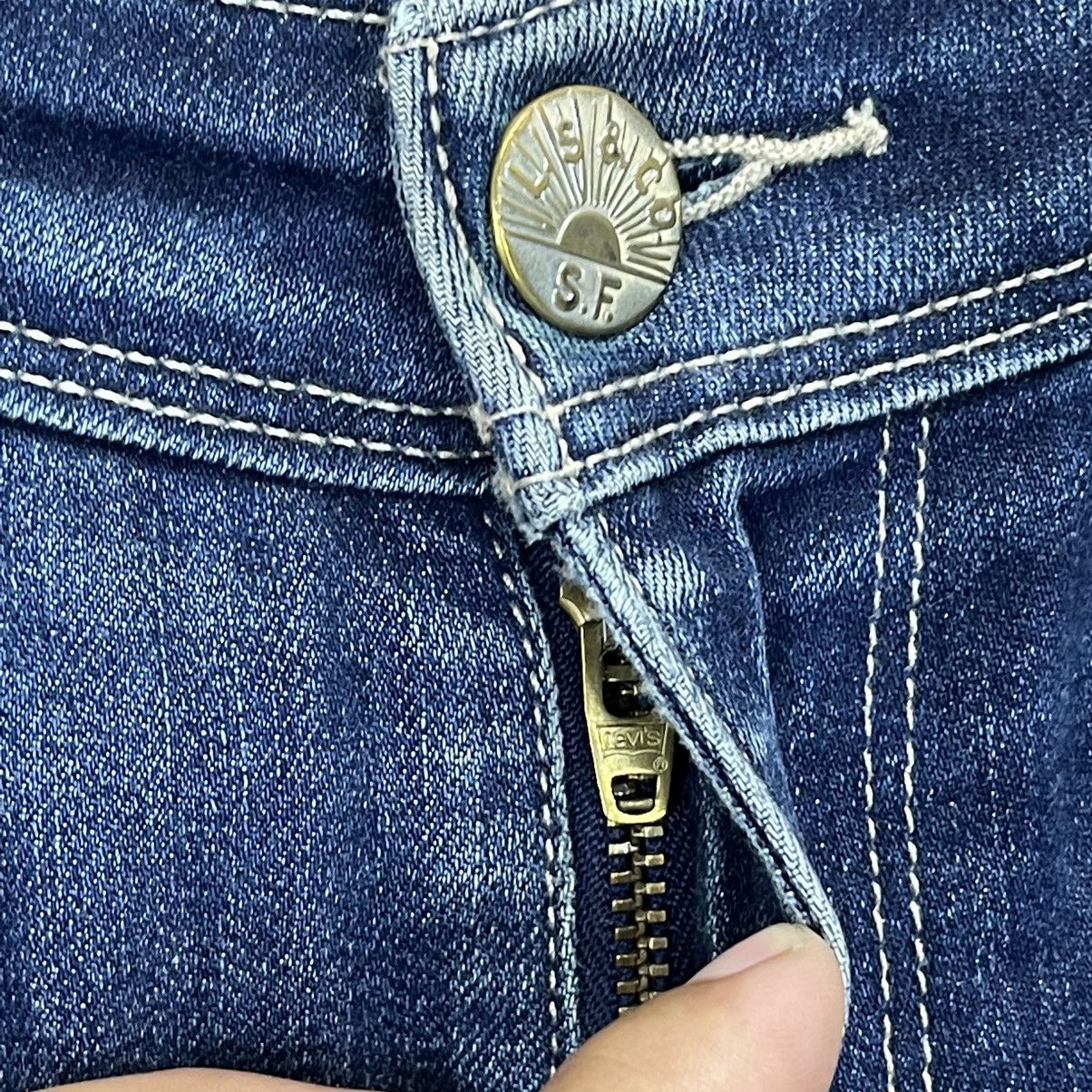 Levi's RIOT💥30x26.5 Levis Boyfriend Denim Faded Blue Skinny Jeans Size US 30 / EU 46 - 4 Thumbnail
