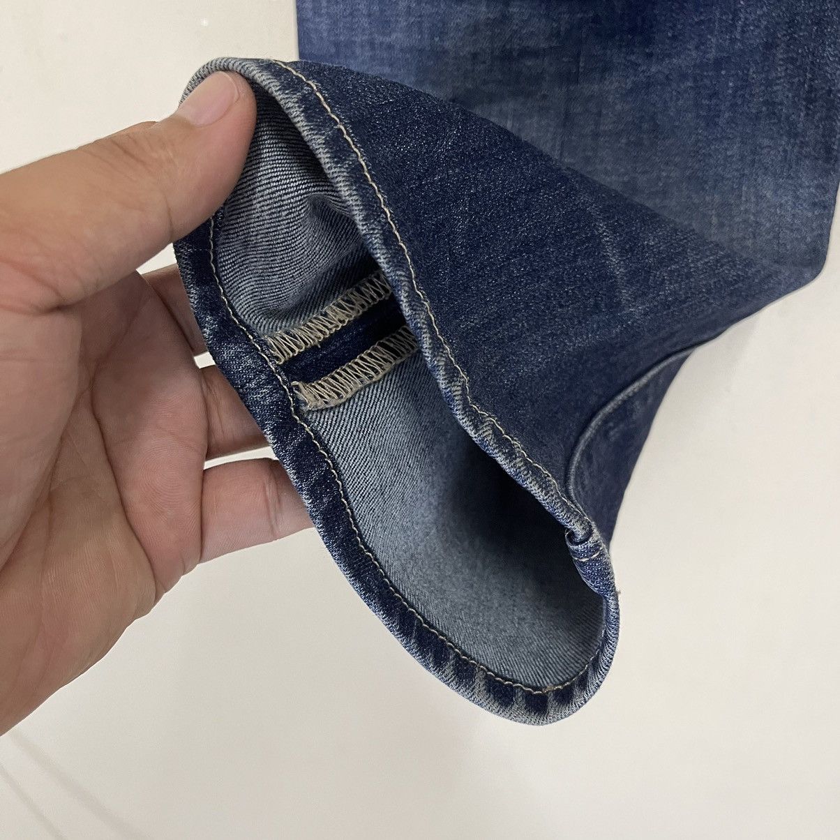 Levi's RIOT💥30x26.5 Levis Boyfriend Denim Faded Blue Skinny Jeans Size US 30 / EU 46 - 12 Thumbnail