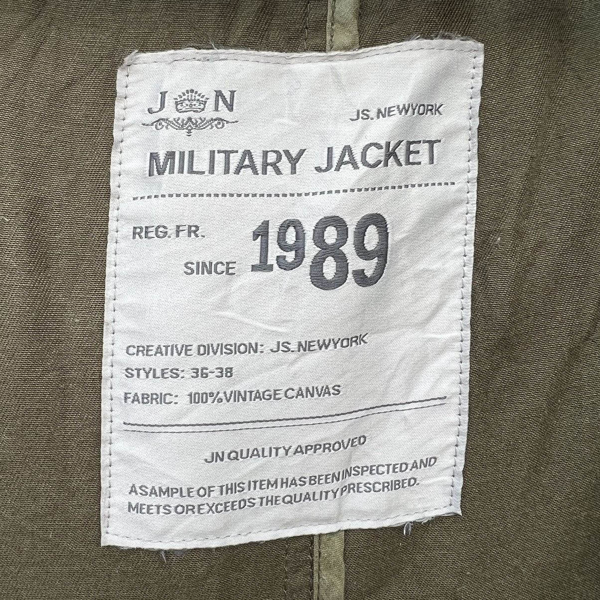 Japanese Brand VINTAGE 1989 MILITARY JACKET PARKA AVIREX BIG LOGO SEXY Size US M / EU 48-50 / 2 - 13 Thumbnail