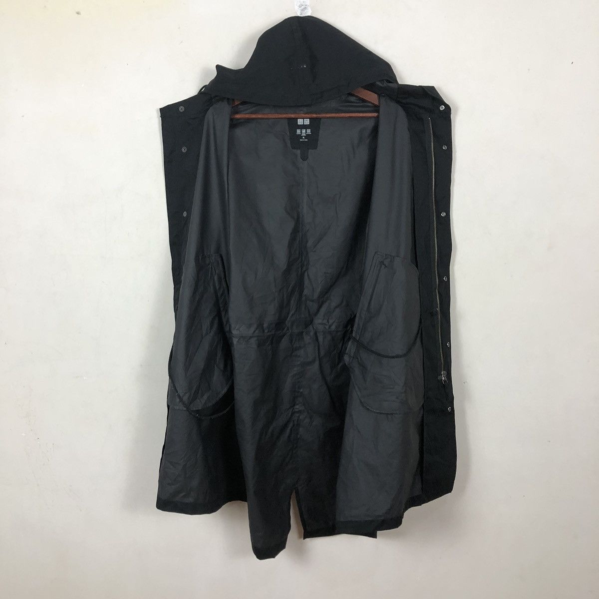 Japanese Brand SURVIVAL JACKET UNIQLO HOODIE GORE-TEX STYLE Size US XL / EU 56 / 4 - 9 Thumbnail