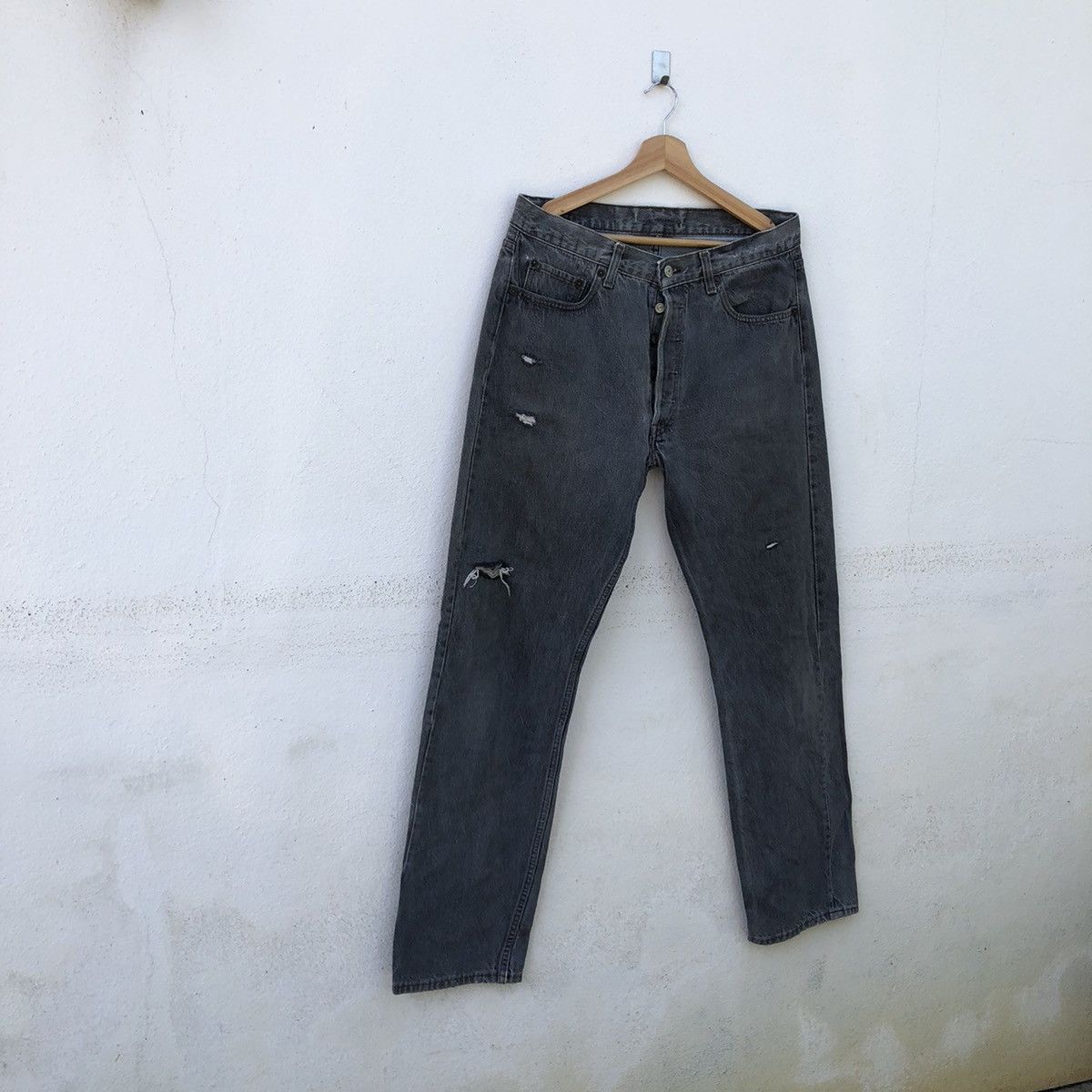 Levi's DISTRESSED VINTAGE LEVI'S JEANS DENIM Size US 33 - 3 Thumbnail