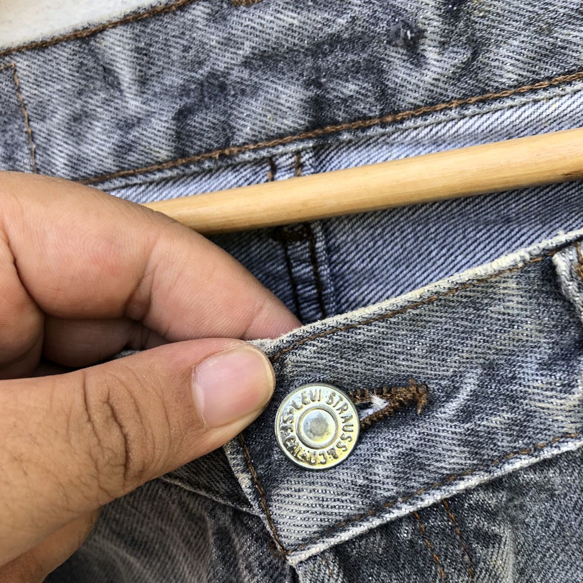 Levi's DISTRESSED VINTAGE LEVI'S JEANS DENIM Size US 33 - 10 Thumbnail