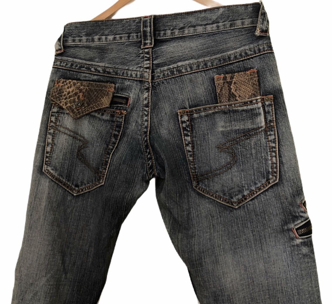 Japanese Brand Distressed Denim Semantic With Snake Pocket Size US 34 / EU 50 - 3 Thumbnail