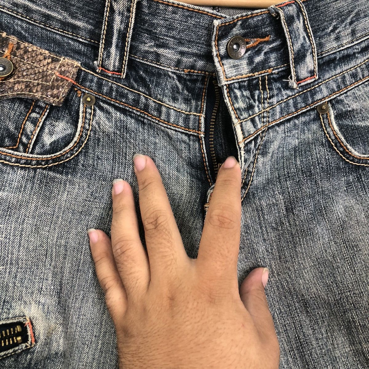 Japanese Brand Distressed Denim Semantic With Snake Pocket Size US 34 / EU 50 - 6 Thumbnail