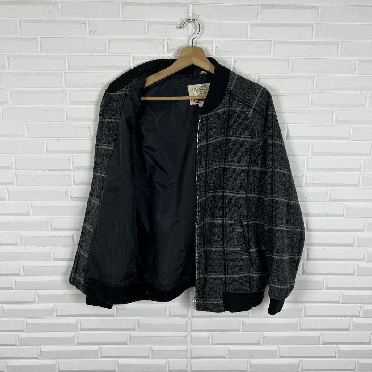 Japanese Brand VINTAGE BOMBER JACKET CASUAL TARTAN DESIGN JAPANESE BRAND Size US L / EU 52-54 / 3 - 8 Thumbnail