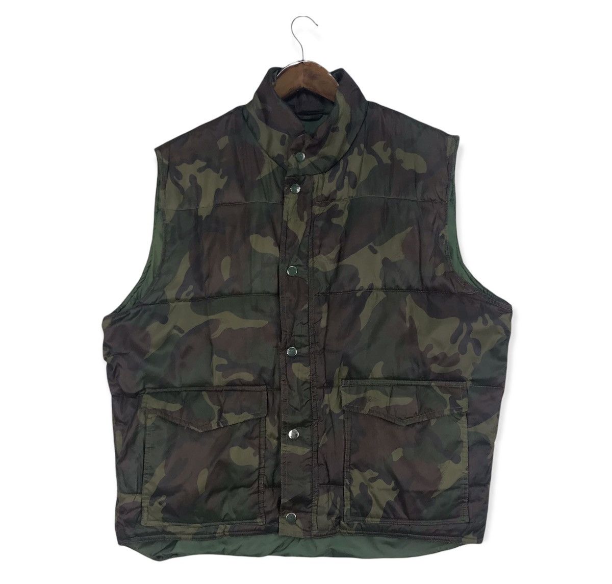 image of Military Puffer Vest in Camoflauge, Men's (Size Large)