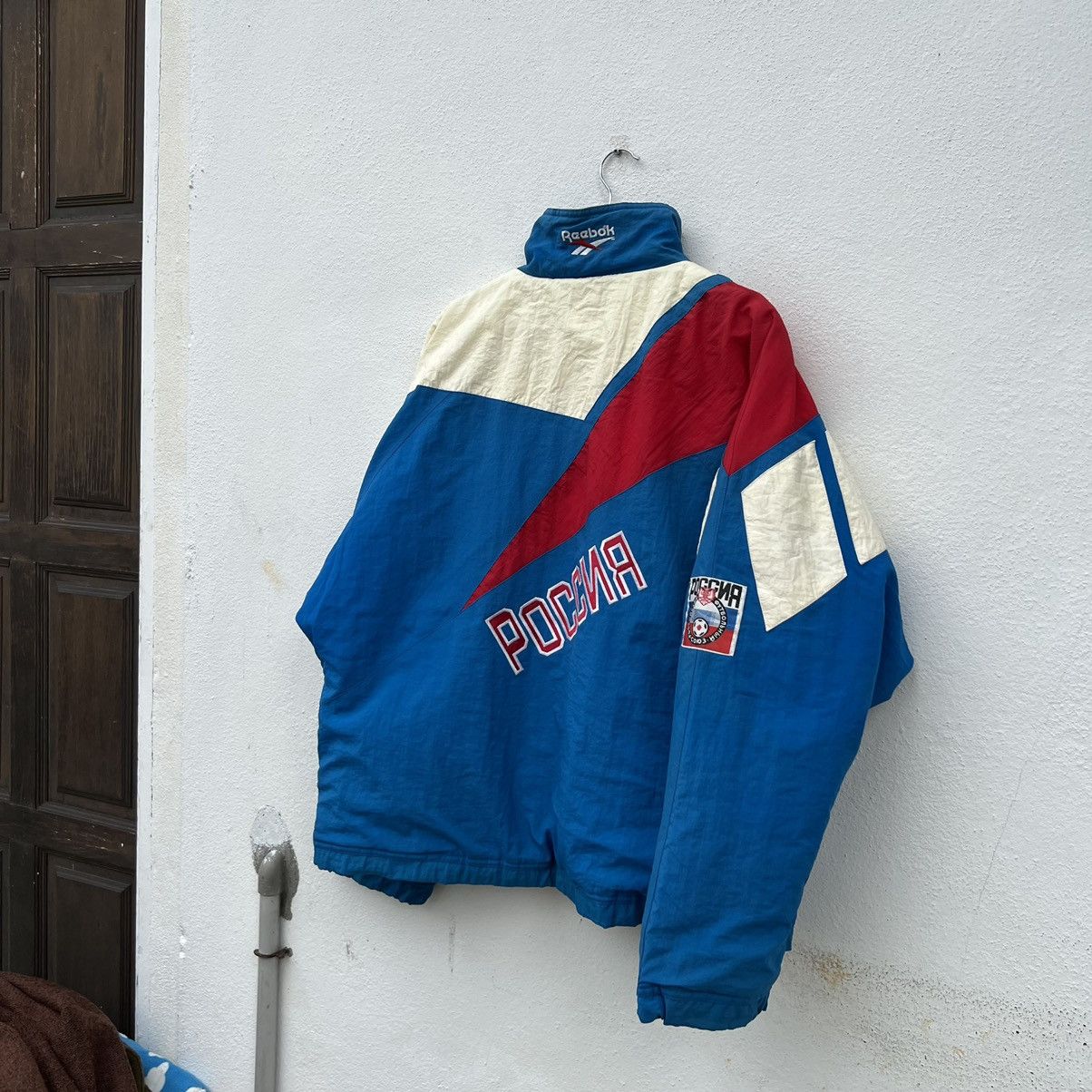 Japanese Brand VINTAGE REEBOK POCCNA SOCCER FEDERATION BIG LOGO JACKET Size US L / EU 52-54 / 3 - 8 Thumbnail