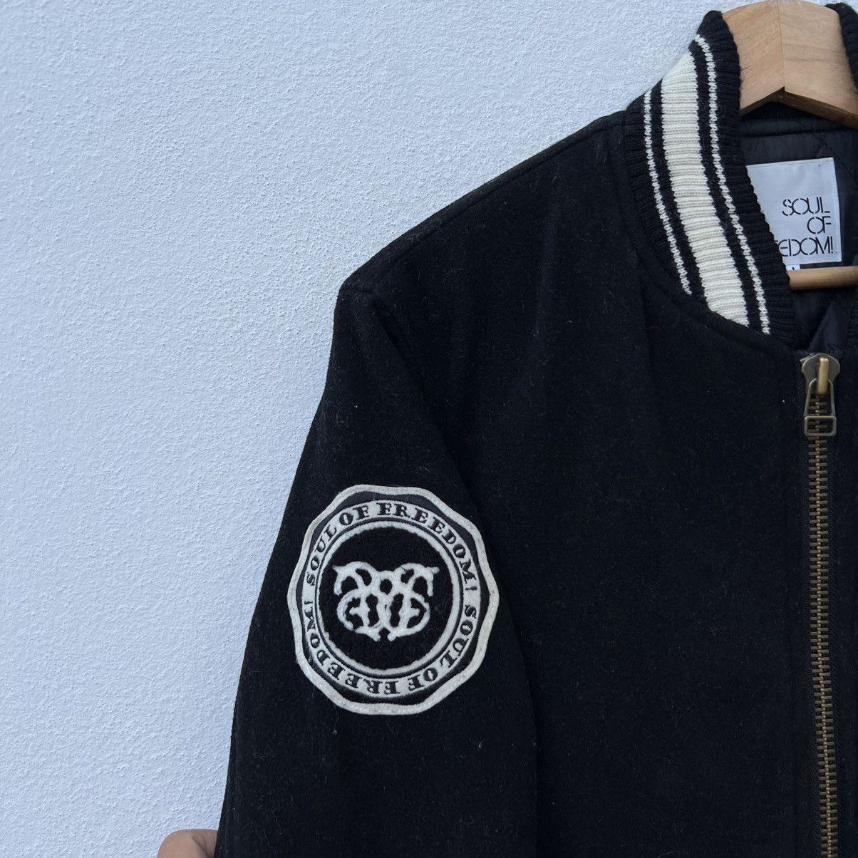 Japanese Brand RARE VARSITY JACKET SOUL OF FREEDOM BIG LOGO WOOL Size US M / EU 48-50 / 2 - 7 Thumbnail