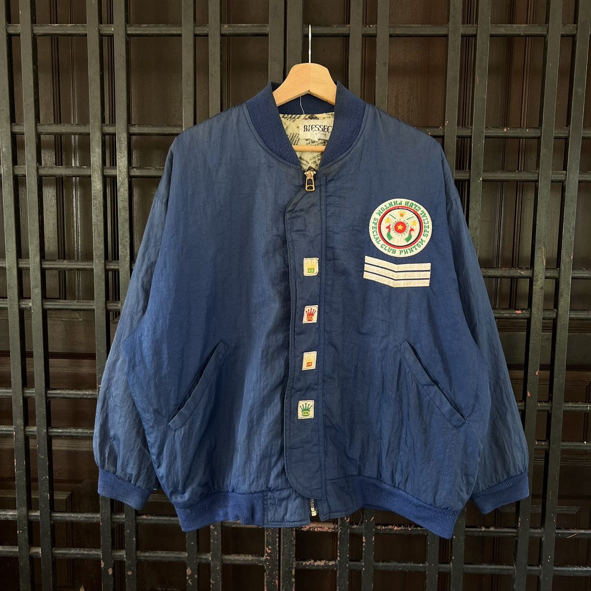 Vintage VINTAGE PHANTOM COLLECTIONS BIG LOGO VARSITY BOMBER JACKET Size US L / EU 52-54 / 3 - 2 Thumbnail
