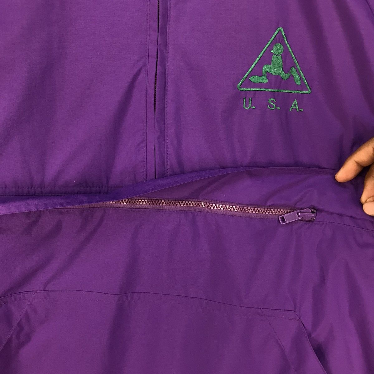 Vintage Vintage Plenty Tough Sport Windbreaker Size US M / EU 48-50 / 2 - 7 Thumbnail