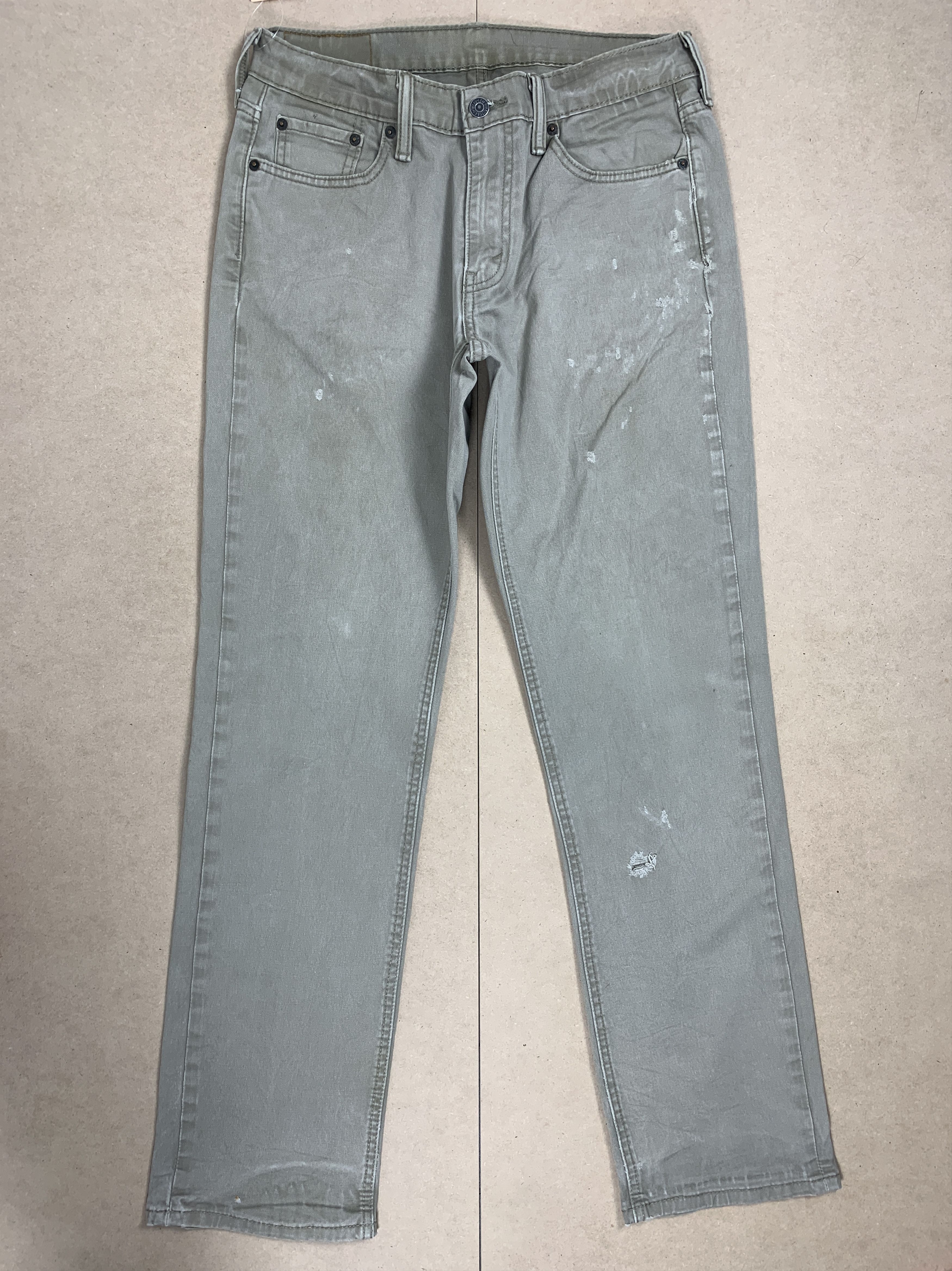image of Distressed Denim x Levis Vintage Levi's 541 Silver Tab Distressed Grey Jeans in Denim/Grey (Size 28