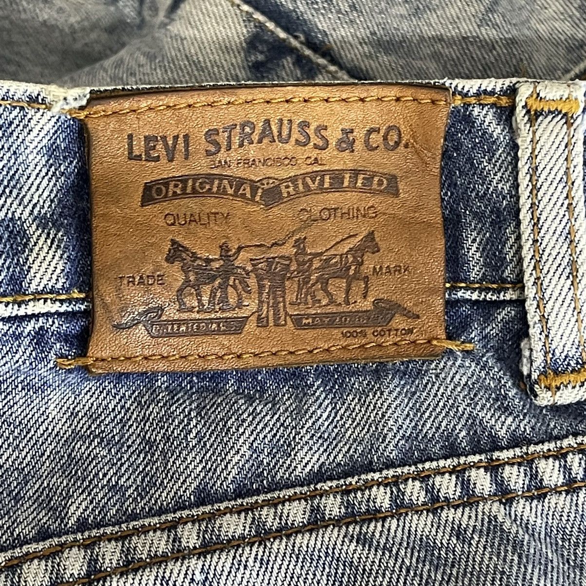 Levi's × Vintage 27x26.5 Vintage Levi's 359 Faded Dirty Denim Light Blue Size US 27 - 13 Thumbnail