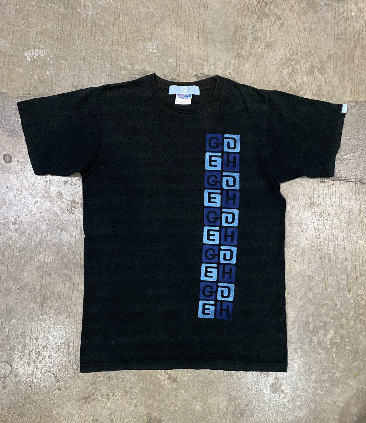 Fragment Design 90's Hanes GDEH repeat logo tee Size US L / EU 52-54 / 3 - 2 Thumbnail