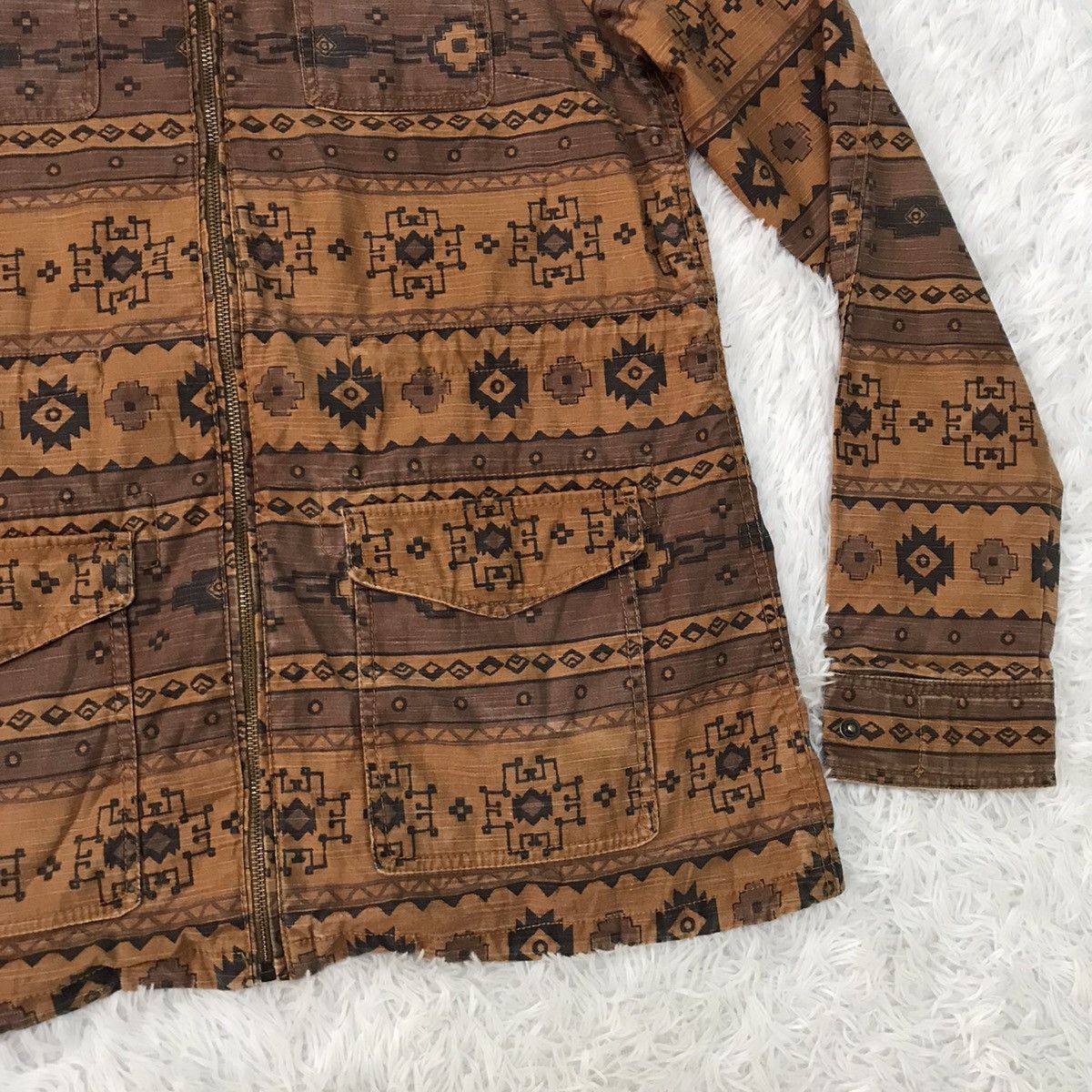 Divided Devided by H&M navajo design jacket Size US S / EU 44-46 / 1 - 7 Thumbnail