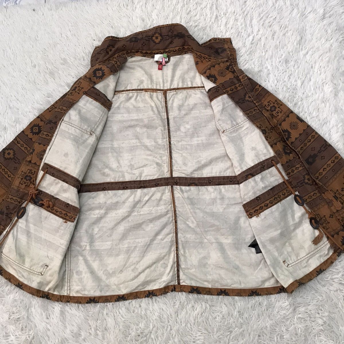 Divided Devided by H&M navajo design jacket Size US S / EU 44-46 / 1 - 10 Thumbnail