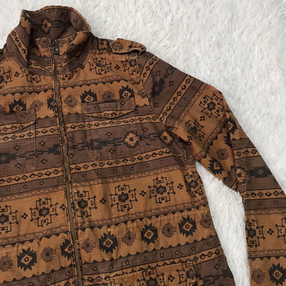 Divided Devided by H&M navajo design jacket Size US S / EU 44-46 / 1 - 8 Thumbnail