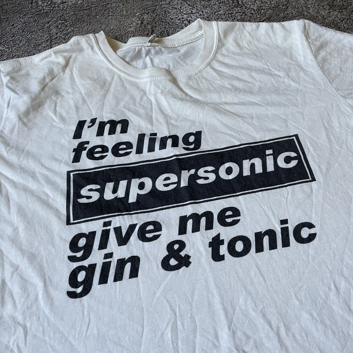 Vintage Vintage Y2K Graphic Tee Supersonic Gin Tonic Slogan Cream M Size US M / EU 48-50 / 2 - 1 Thumbnail