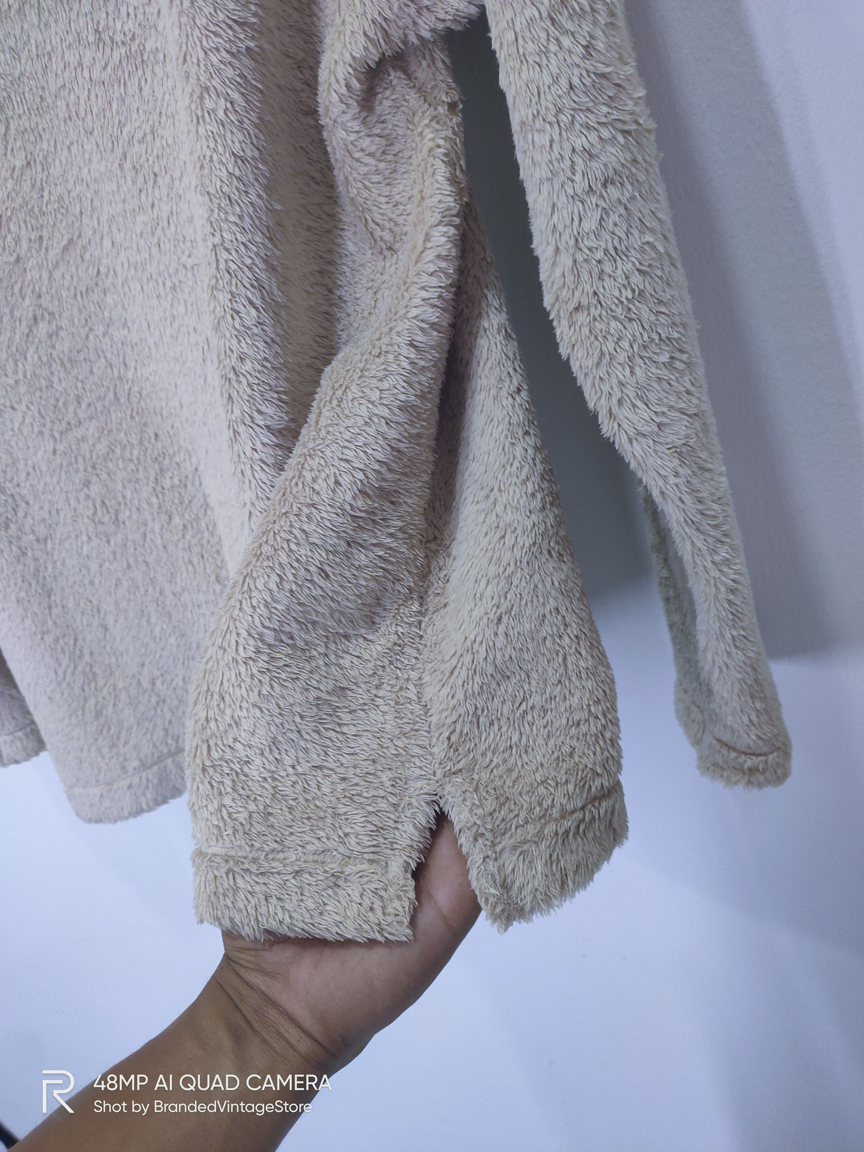 Japanese Brand × Uniqlo UNIQLO Sherpa Fleece Fur Beige Soft Sweatshirt Light Jacket Size M / US 6-8 / IT 42-44 - 5 Thumbnail