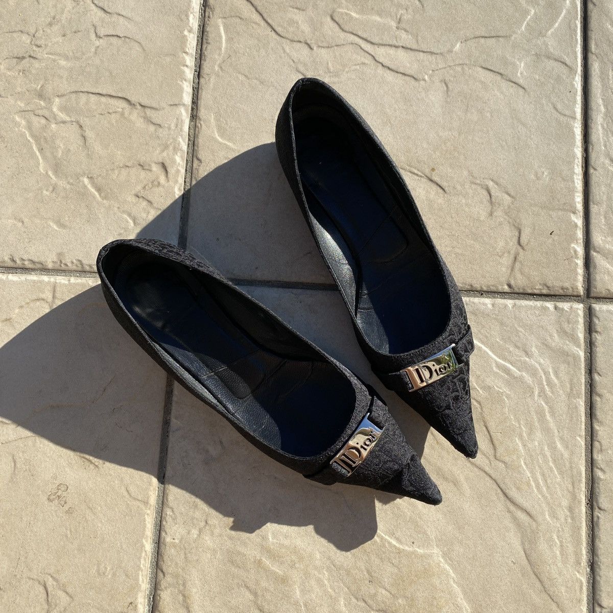 Dior × Vintage Dior Black Trotter Buckles Pointed Toe Ballet Flats Size US 7 / IT 37 - 4 Thumbnail