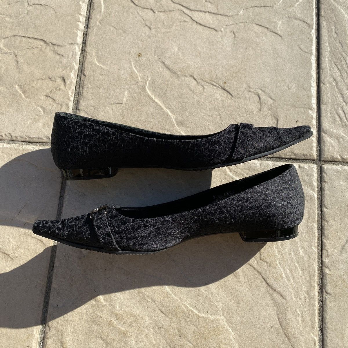 Dior × Vintage Dior Black Trotter Buckles Pointed Toe Ballet Flats Size US 7 / IT 37 - 7 Thumbnail