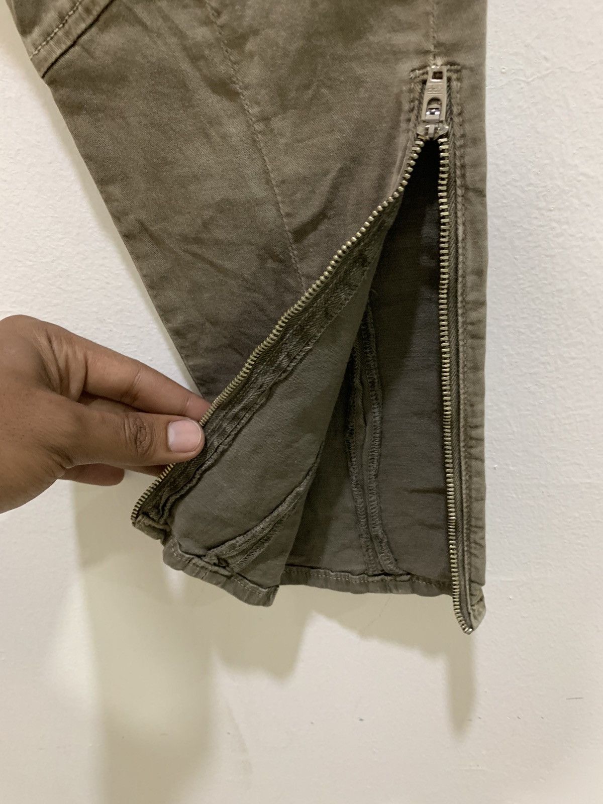 J Brand × Seditionaries J BRAND Zipper Skinny Slimfit Multipocket Biker Cargo Pants Size 26" / US 2 / IT 38 - 18 Thumbnail