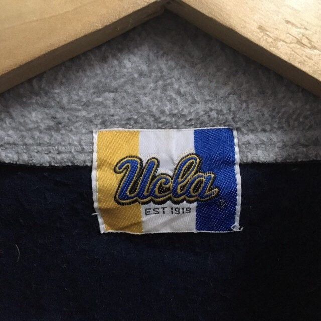 Vintage Vintage UCLA University Fleece Vest Jacket Sleeveless Size US S / EU 44-46 / 1 - 4 Thumbnail