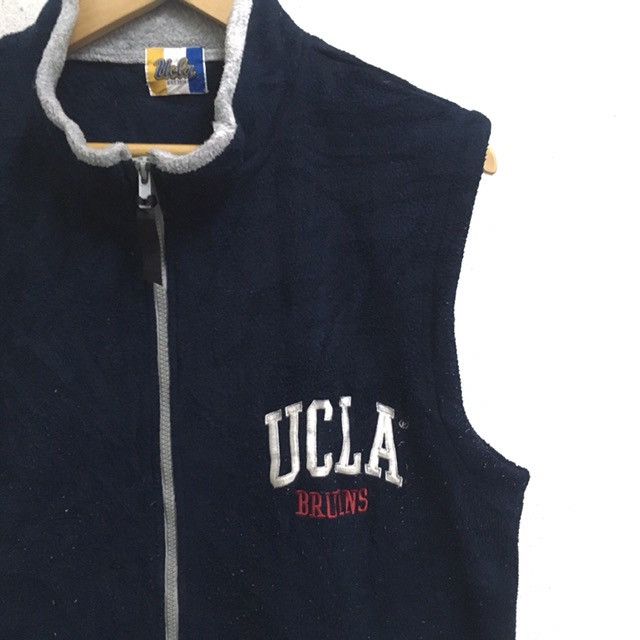 Vintage Vintage UCLA University Fleece Vest Jacket Sleeveless Size US S / EU 44-46 / 1 - 3 Thumbnail