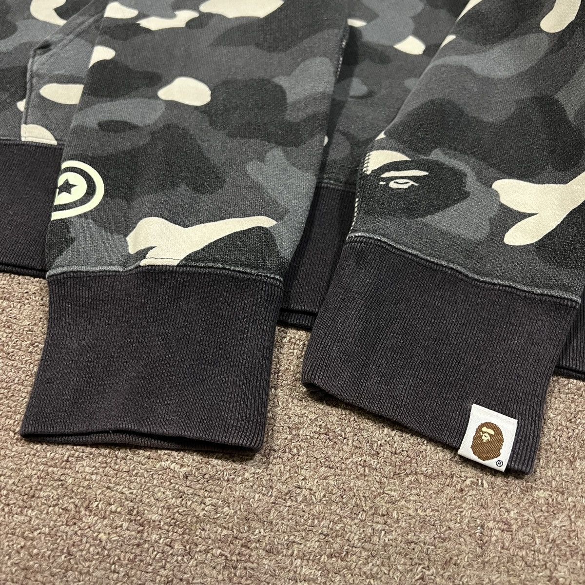 Bape Bape Camo Glowing Shark Hoodie Size US S / EU 44-46 / 1 - 11 Thumbnail