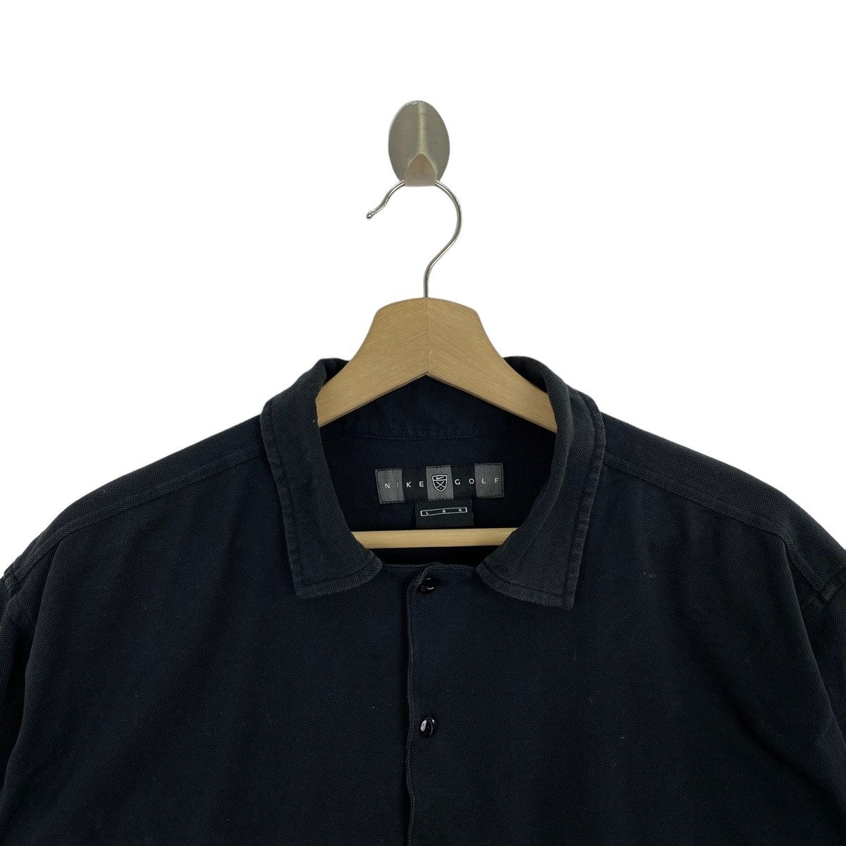 Nike Vintage NIKE GOLF SWOOSH Button Up Oversize Black Short Size US XL / EU 56 / 4 - 2 Thumbnail