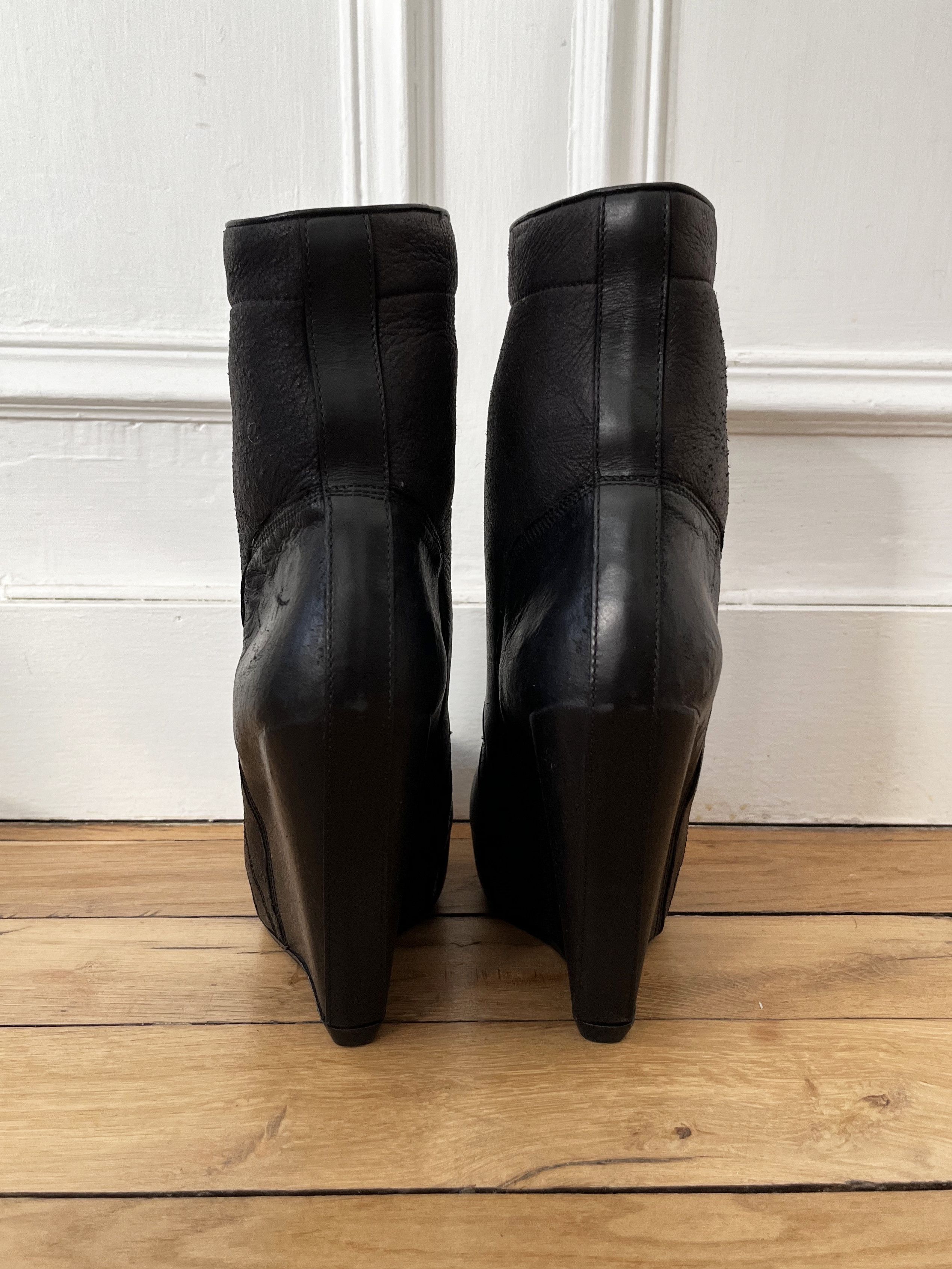 Rick Owens Rick Owens FW10 shearling wedge boot Size US 7 / IT 37 - 4 Thumbnail