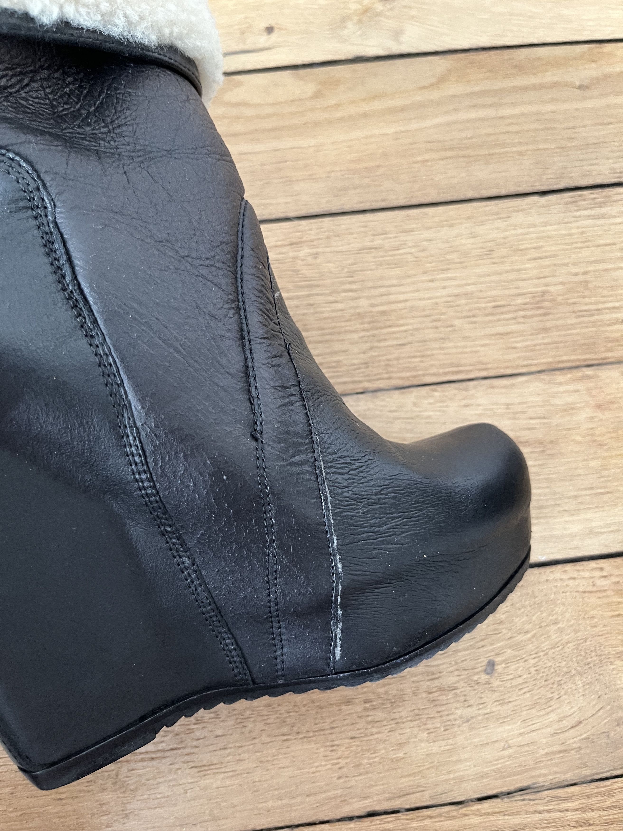 Rick Owens Rick Owens FW10 shearling wedge boot Size US 7 / IT 37 - 8 Thumbnail