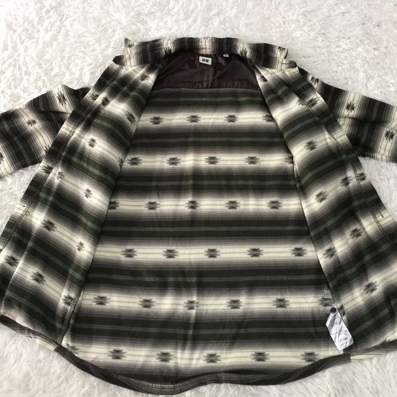 Japanese Brand × Uniqlo Polyester uniqlo button up shirt two pockets Size US L / EU 52-54 / 3 - 6 Thumbnail