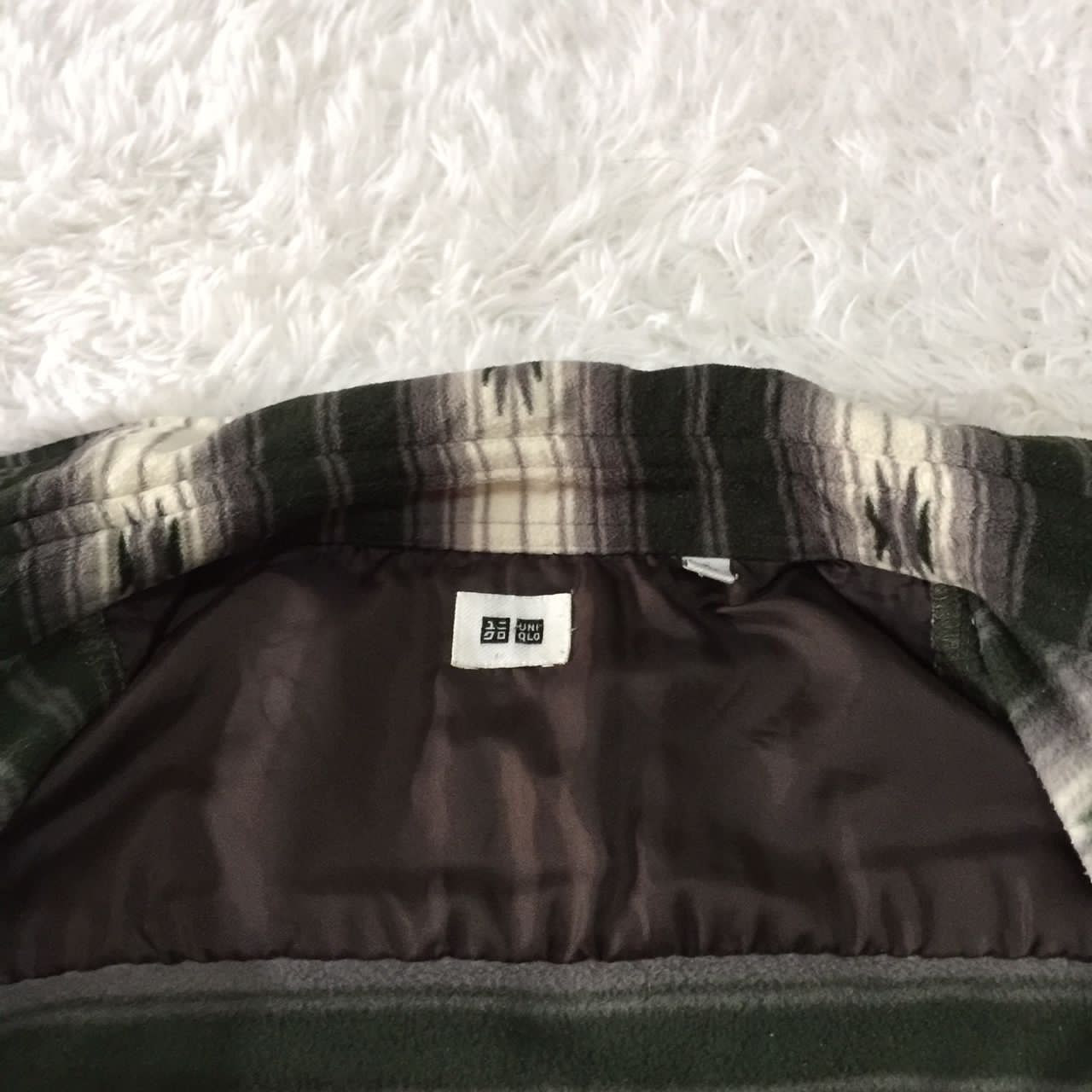 Japanese Brand × Uniqlo Polyester uniqlo button up shirt two pockets Size US L / EU 52-54 / 3 - 7 Thumbnail